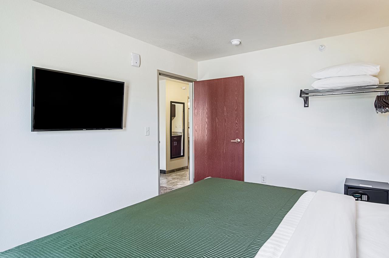Cobblestone Inn & Suites - Гернси Экстерьер фото
