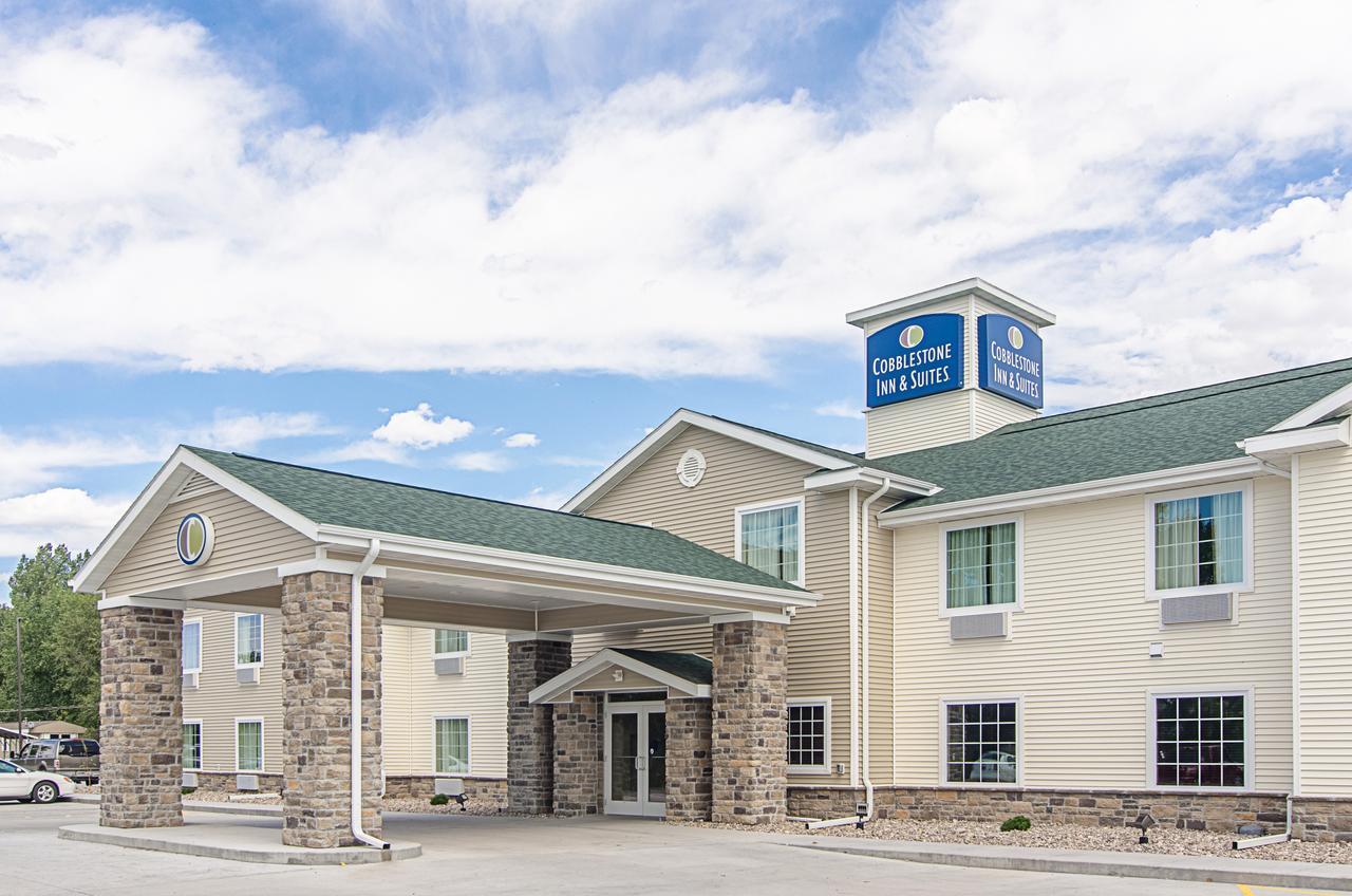 Cobblestone Inn & Suites - Гернси Экстерьер фото