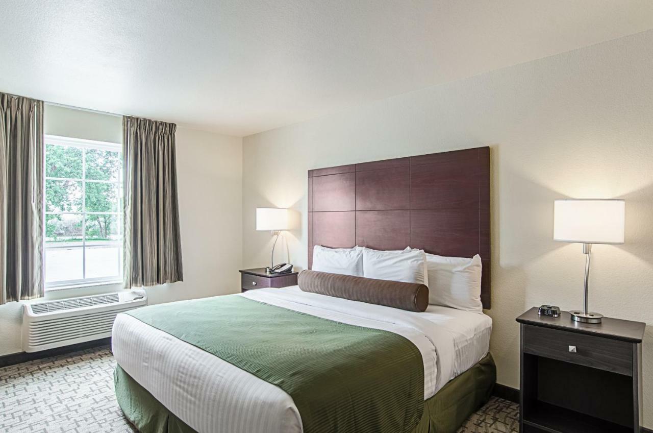 Cobblestone Inn & Suites - Гернси Экстерьер фото